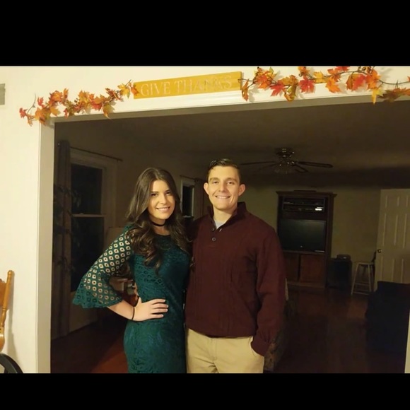 Meet your Posher, Kendall - Picture 4 of 6